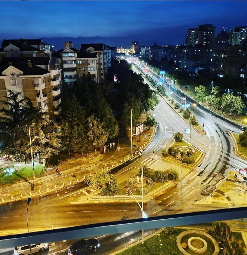 Porta Bus Station Apartment Skopje Zewnętrze zdjęcie